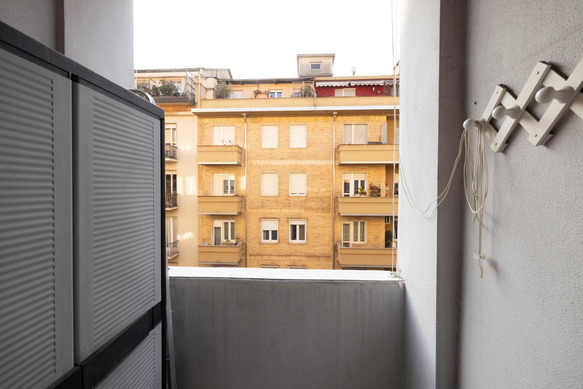 Tra Porta Susa E Piazza Statuto -Cortile Interno- Turin Exterior foto